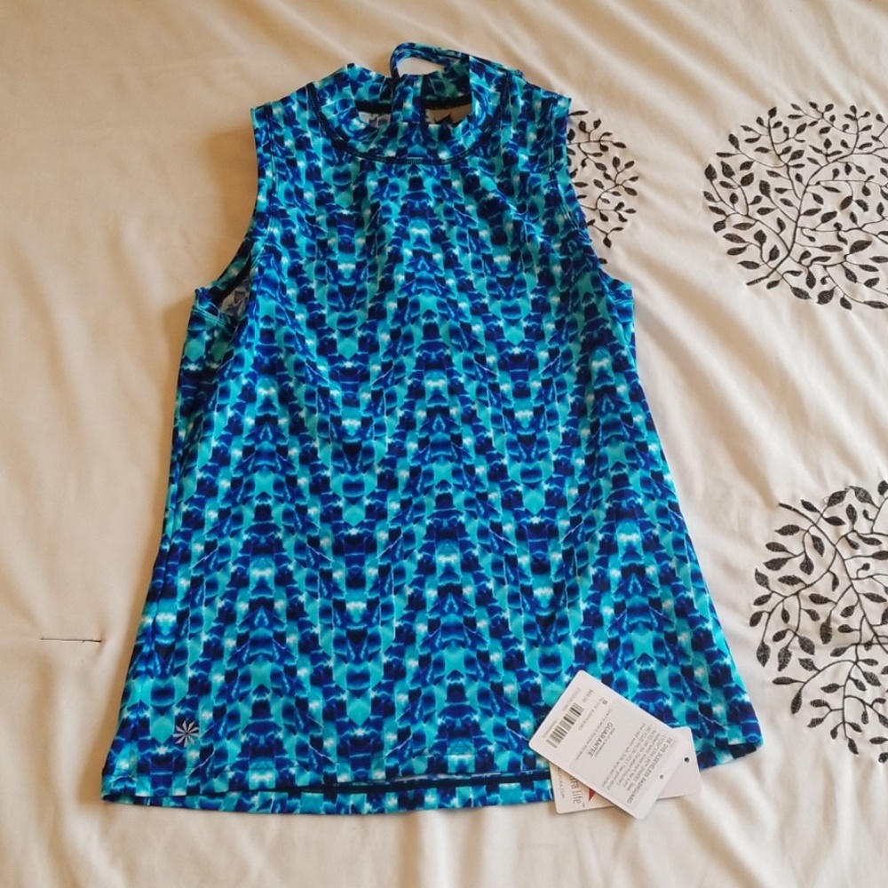Athleta NWT tie dye sleeveless rashguard